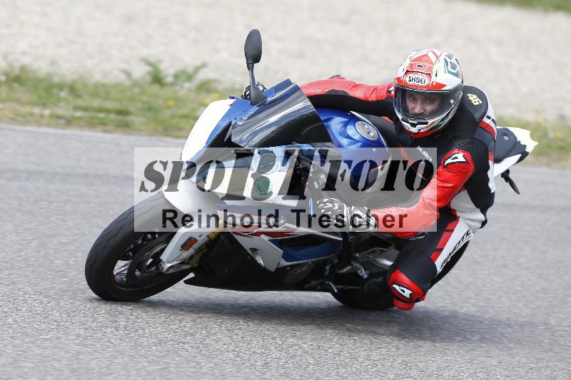 /09 19.04.2026  Caremotion get faster ADR/Gruppe gruen/9